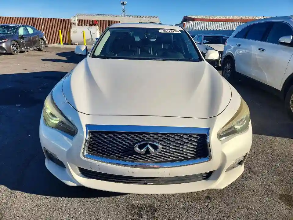 JN1AV7AP3FM790666 2015 INFINITI-4