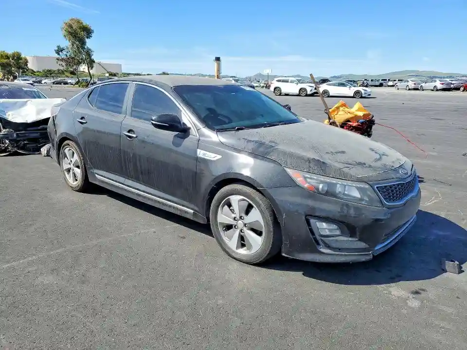 KNAGN4AD8E5067543 2014 KIA OPTIMA-3