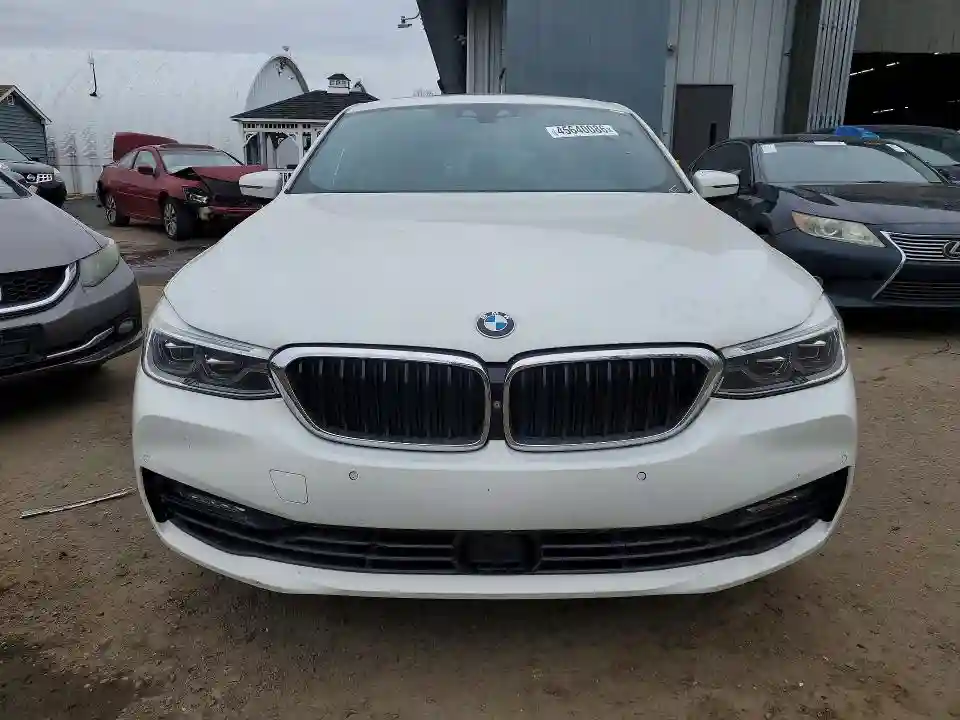 WBAJV6C53JBK07288 2018 BMW 6 SERIES-4
