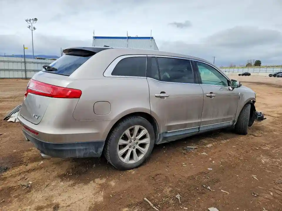 2LMHJ5AT2JBL02167 2018 LINCOLN MKT-2