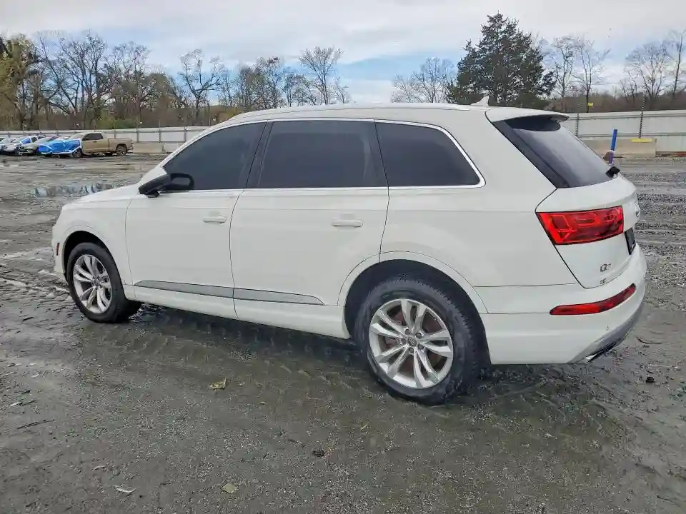 WA1LAAF7XJD034262 2018 AUDI Q7-1