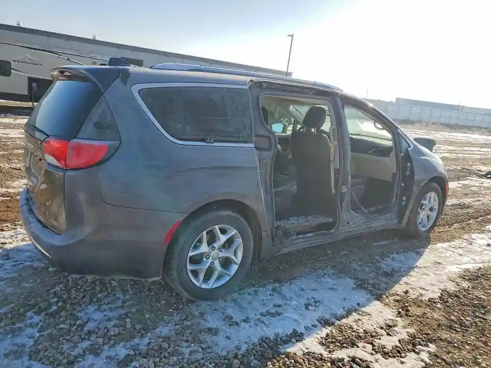 2C4RC1BG4LR109893 2020 CHRYSLER PACIFICA-2