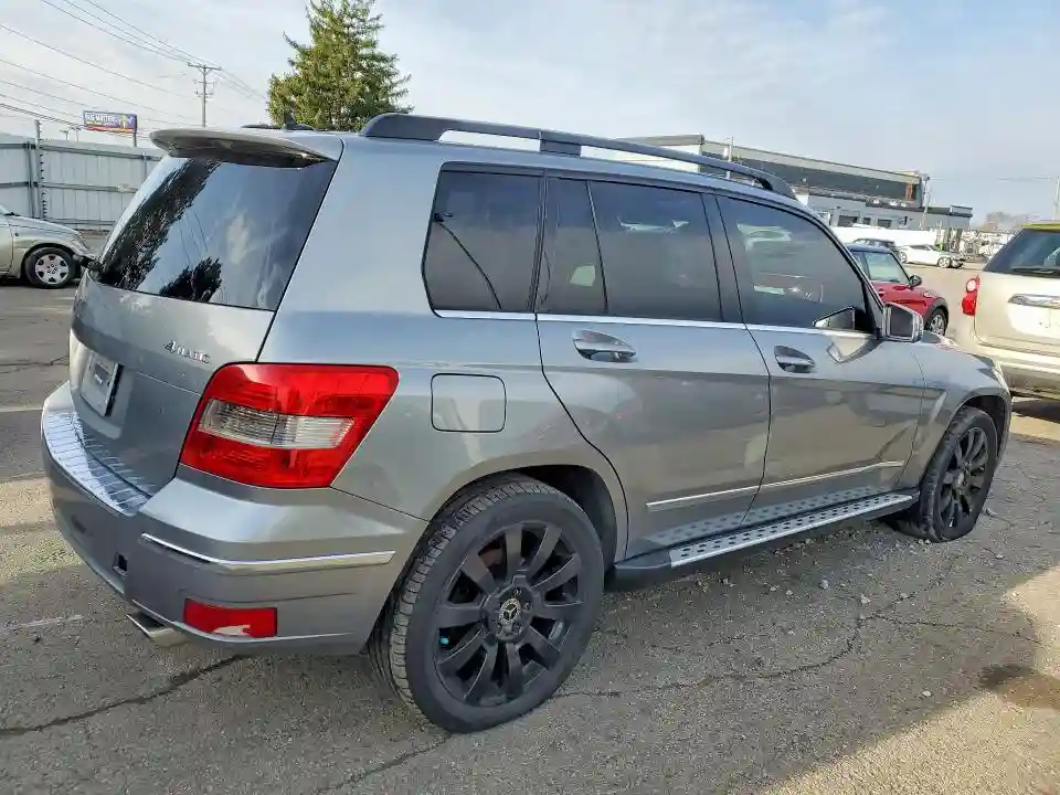 WDCGG8HB5BF635434 2011 MERCEDES-BENZ GLK-CLASS-2