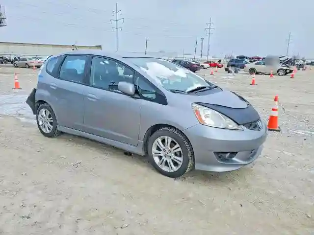 JHMGE8H41AS024009 2010 HONDA FIT-3