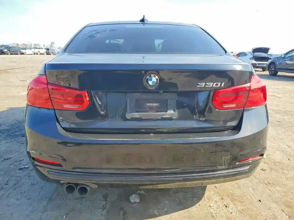 WBA8B9C57HK884685 2017 BMW 3 SERIES-5