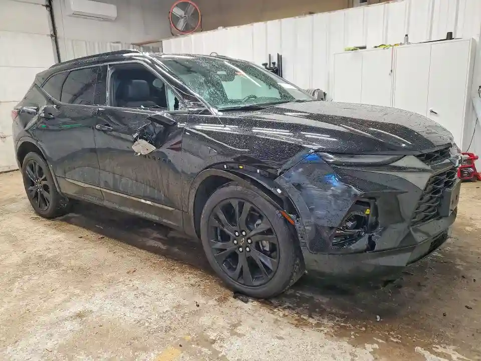 3GNKBERS4KS635049 2019 CHEVROLET BLAZER-3