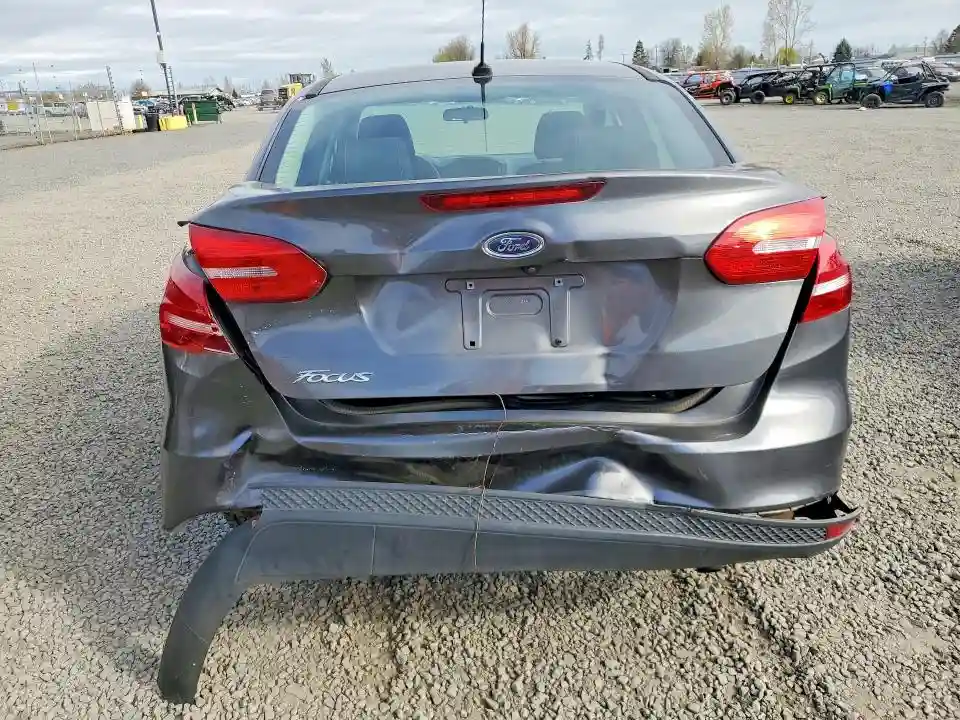 1FADP3E27JL323251 2018 FORD FOCUS-5