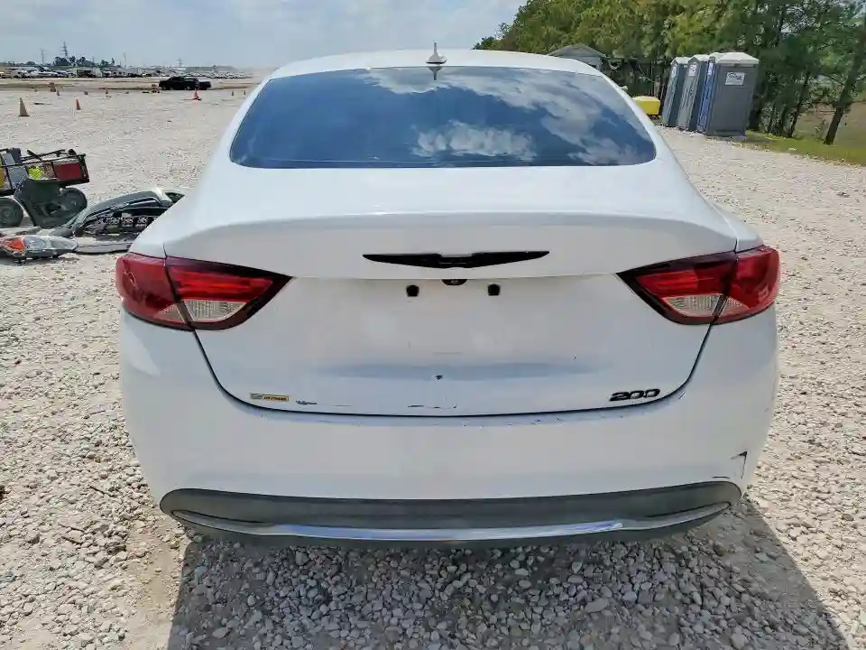 1C3CCCABXFN751550 2015 CHRYSLER 200-5