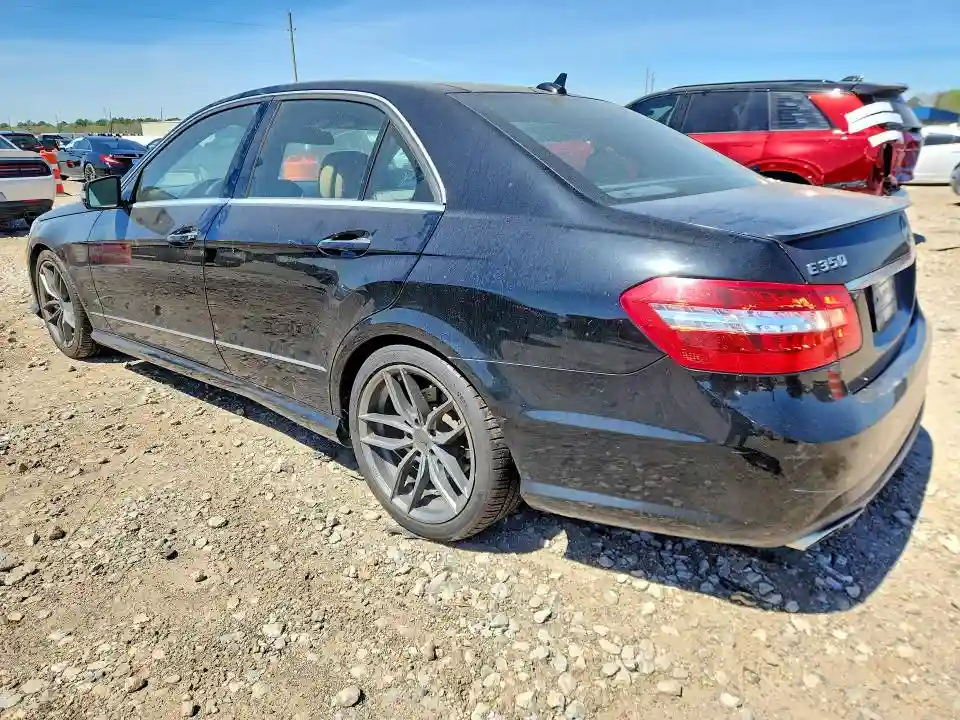 WDDHF5GB3BA418738 2011 MERCEDES-BENZ E-CLASS-1