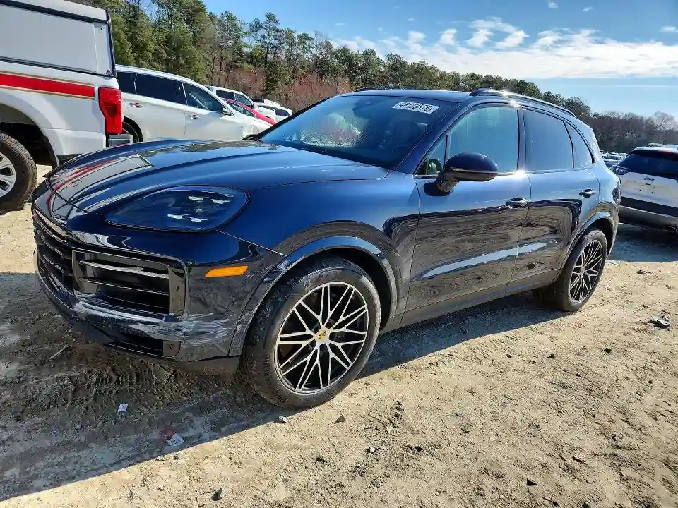 WP1AA2AY8RDA01631 2024 PORSCHE CAYENNE-0