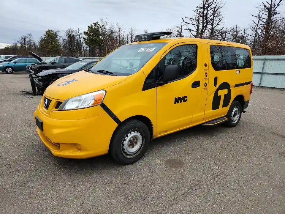 3N8CM0JTXHK707450 2017 NISSAN NV-0