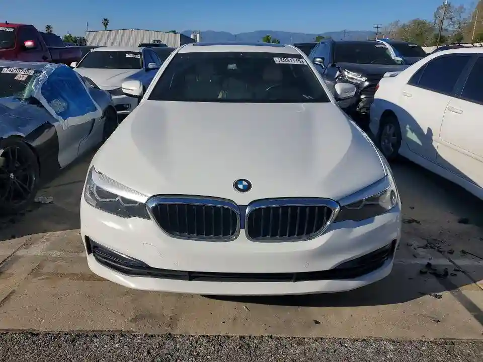 WBAJR3C00LWW59007 2020 BMW 5 SERIES-4