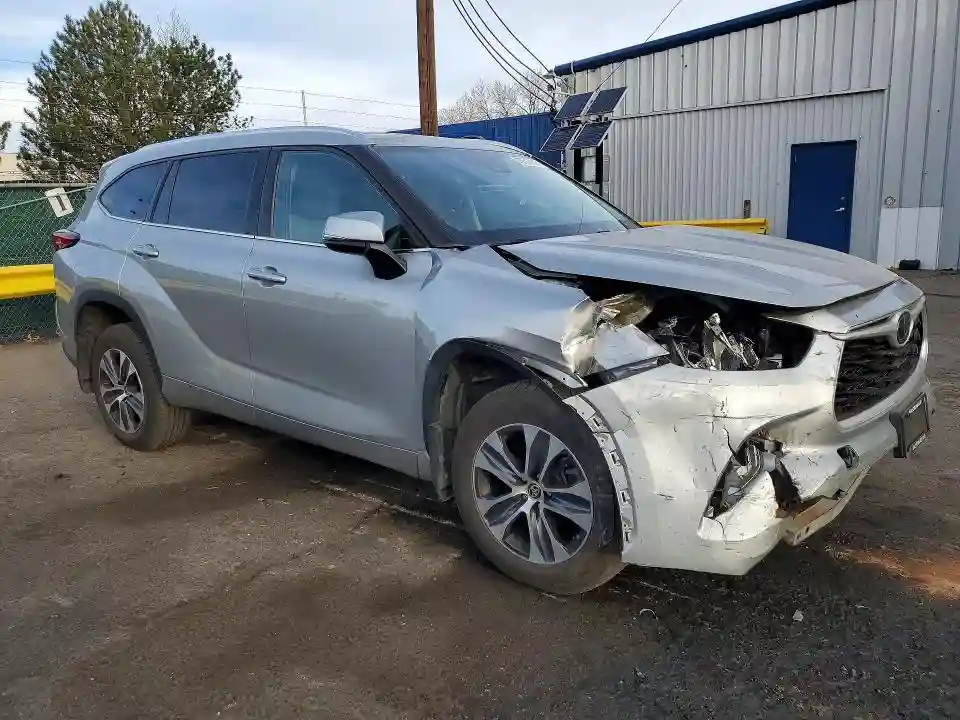 5TDHZRBH9LS513149 2020 TOYOTA HIGHLANDER-3