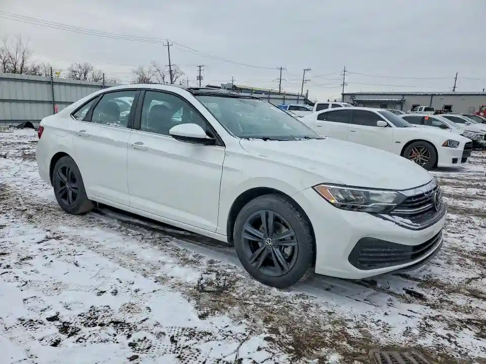 3VW7M7BU0RM067118 2024 VOLKSWAGEN JETTA-3