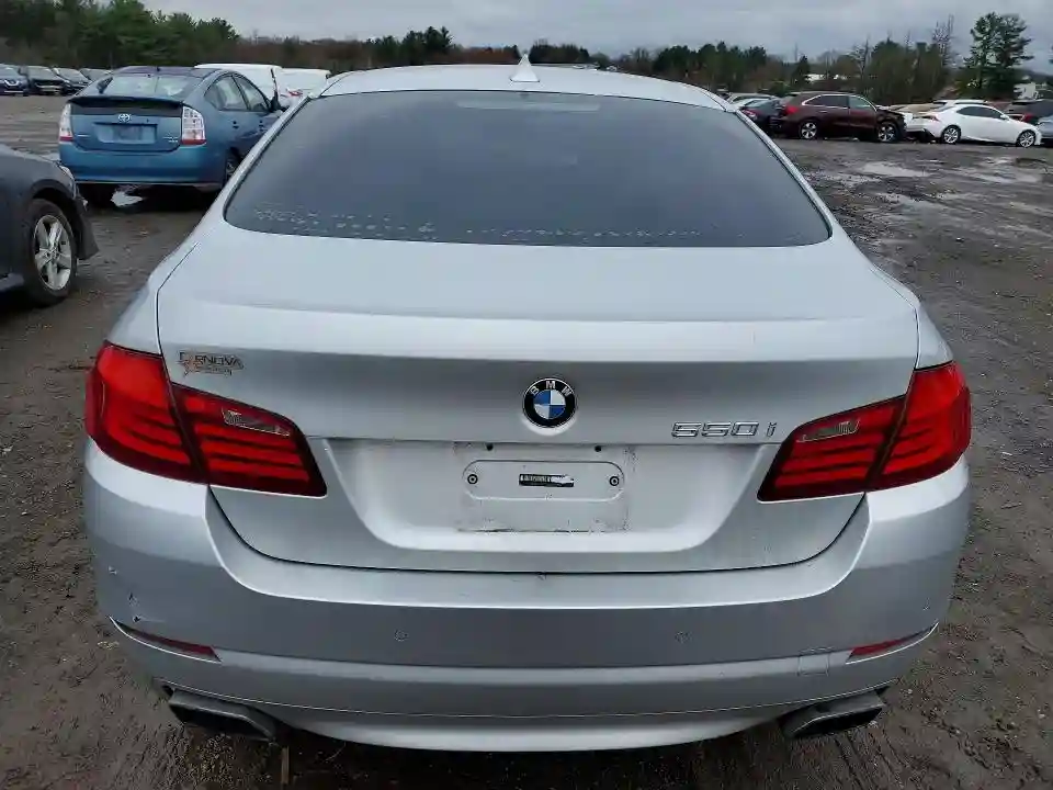 WBAFU9C50BC278082 2011 BMW 5 SERIES-5