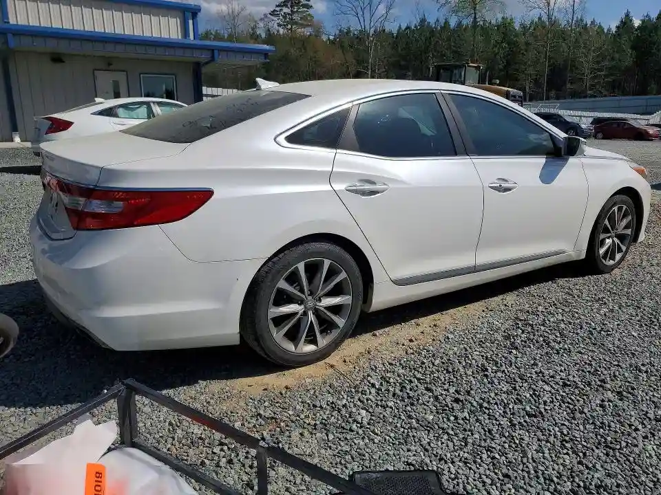 KMHFG4JG8HA581869 2017 HYUNDAI AZERA-2