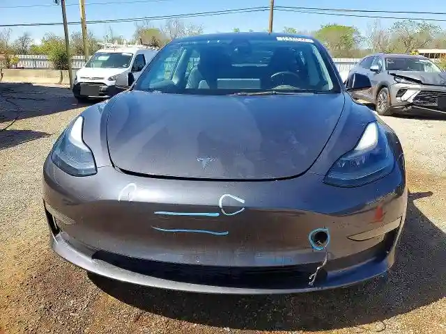 5YJ3E1EB8PF415738 2023 TESLA MODEL 3-4