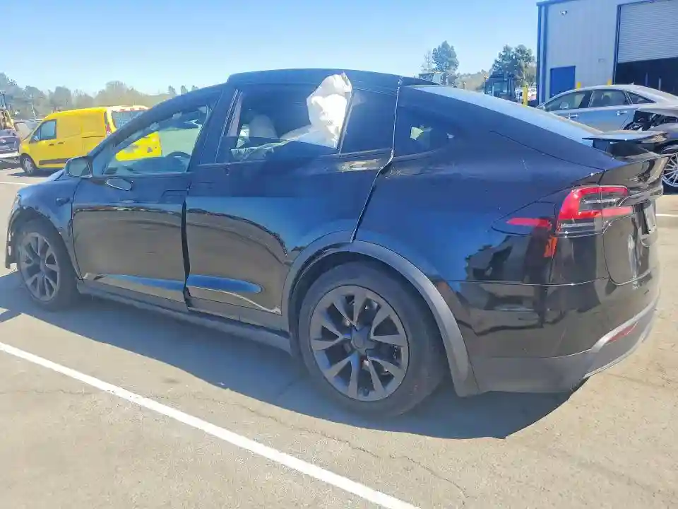 7SAXCDE55PF409658 2023 TESLA MODEL X-1