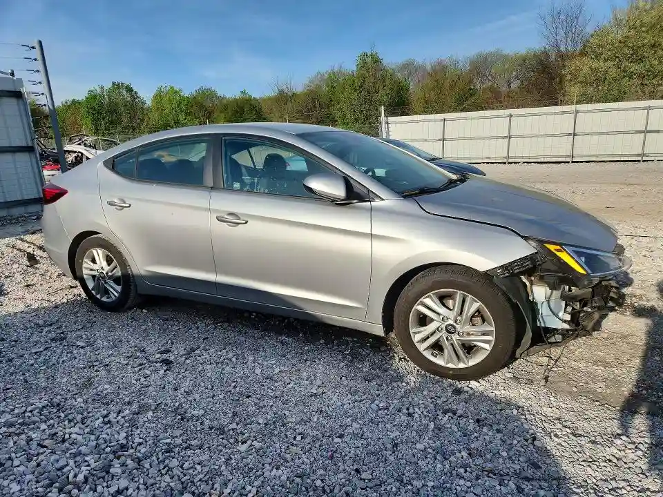5NPD84LF3LH582281 2020 HYUNDAI ELANTRA-3