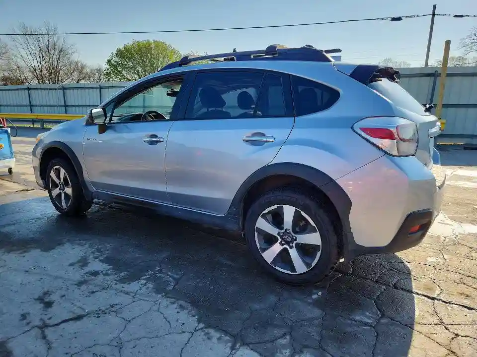 JF2GPBLC3GH260417 2016 SUBARU CROSSTREK-1