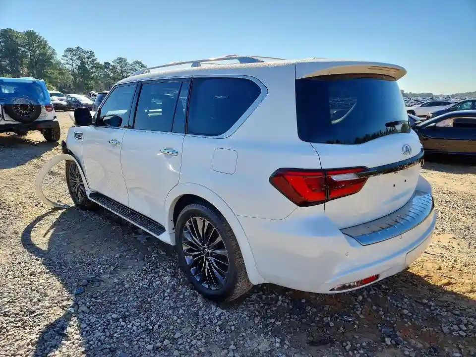 JN8AZ2AD9M9861366 2021 INFINITI QX80-1