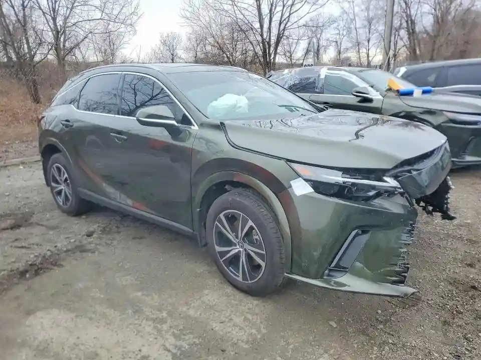 2T2BBMCA8SC084488 2025 LEXUS-3