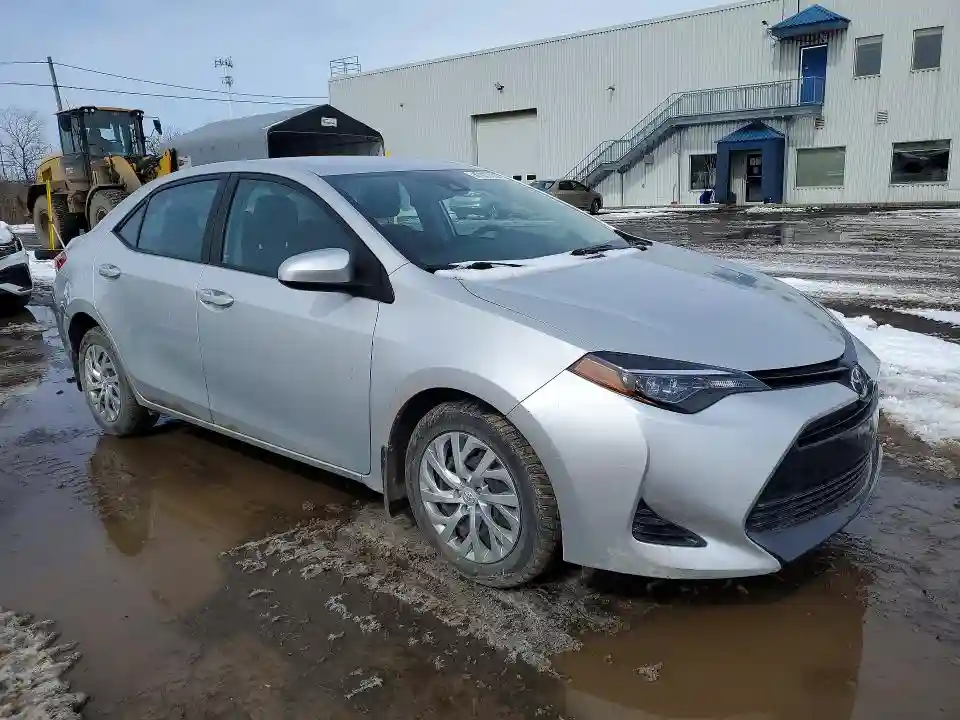 2T1BURHE8HC868203 2017 TOYOTA COROLLA-3