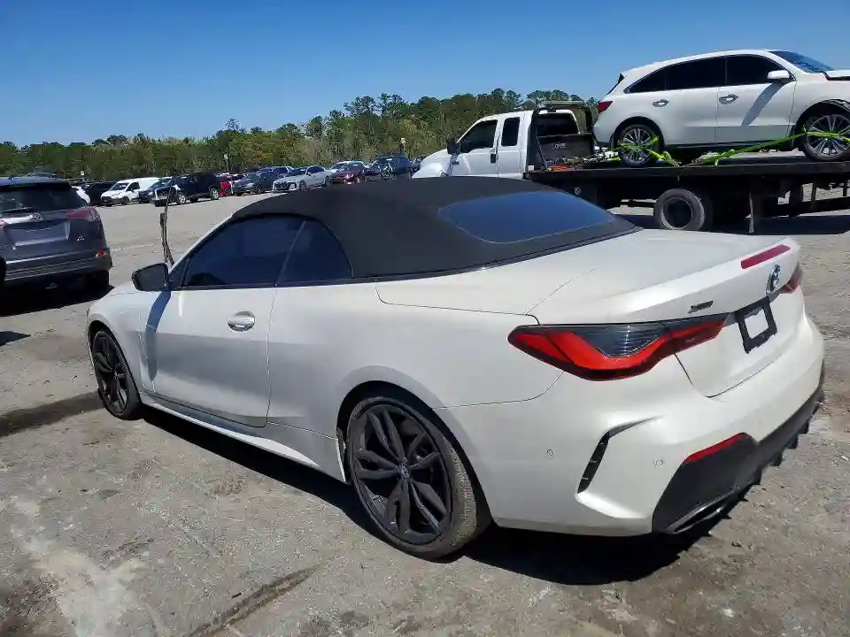 WBA63AT02NCK18124 2022 BMW M4-1