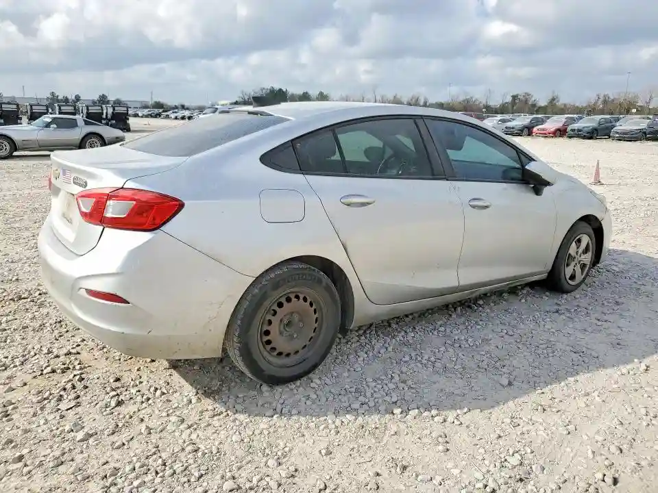 1G1BC5SM3J7115786 2018 CHEVROLET CRUZE-2