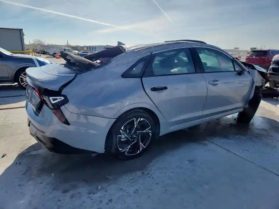 KNAG64J74S5386876 2025 KIA K5-2
