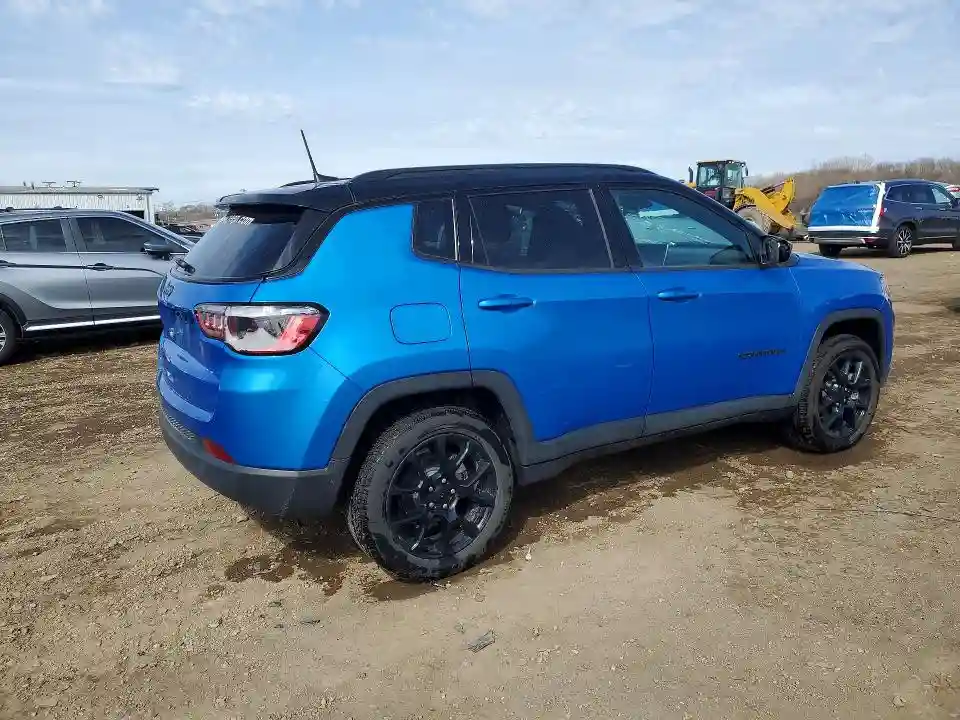 3C4NJDBN7RT164722 2024 JEEP COMPASS-2