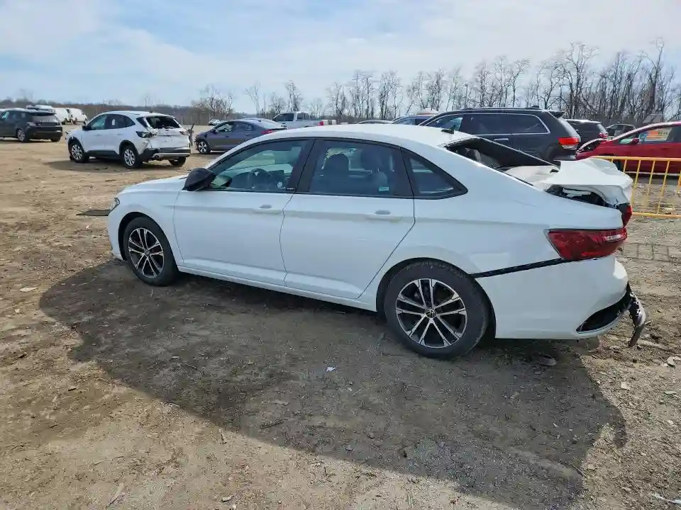 3VWBX7BU3SM068870 2025 VOLKSWAGEN JETTA-1
