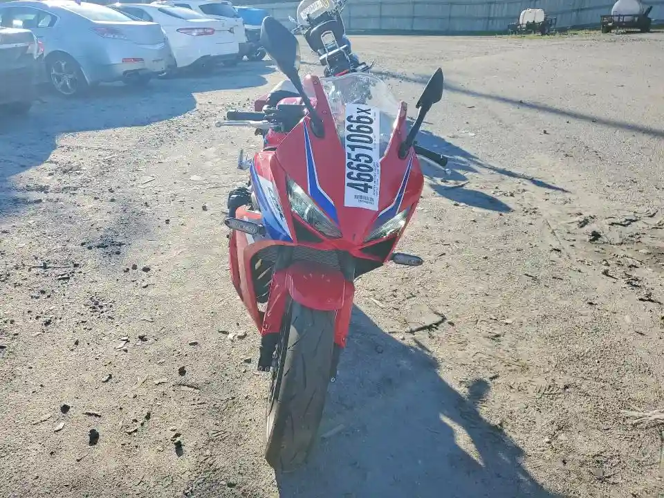 MLHRH1554T5200295 2026 HONDA CBR CYCLE-1