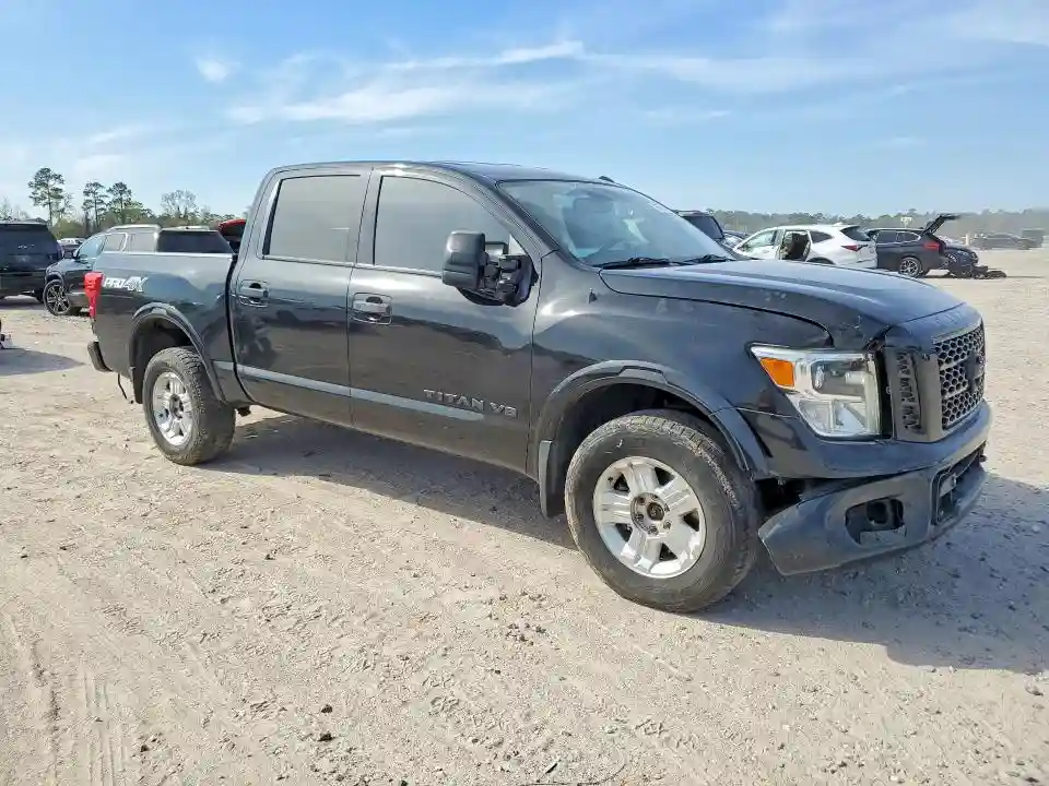 1N6AA1E51JN547579 2018 NISSAN TITAN-3