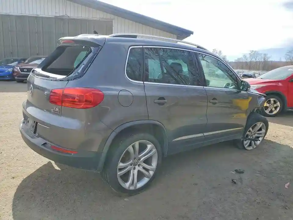 WVGBV7AX6GW615380 2016 VOLKSWAGEN TIGUAN-2
