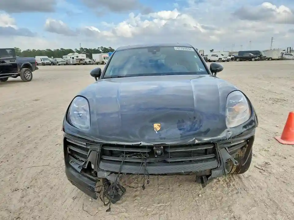 WP1AA2A59SLB06681 2025 PORSCHE MACAN-4