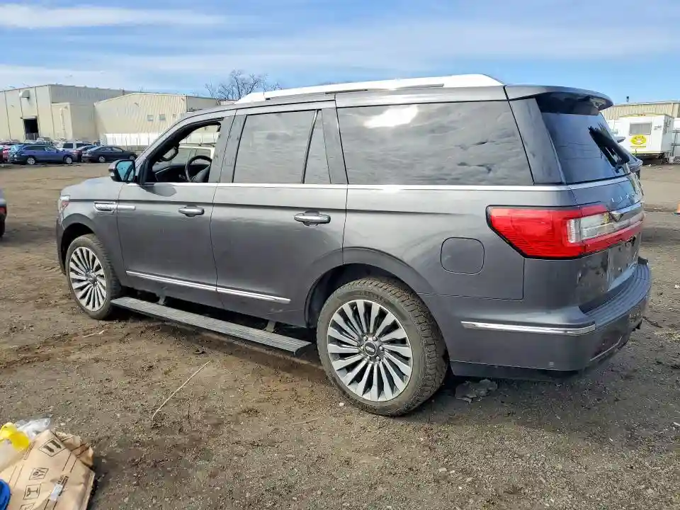 5LMJJ2LT4JEL19370 2018 LINCOLN NAVIGATOR-1