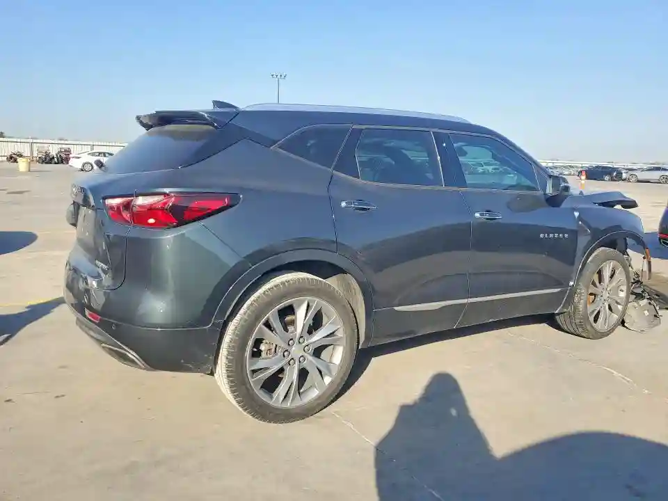3GNKBFRS6KS646690 2019 CHEVROLET BLAZER-2