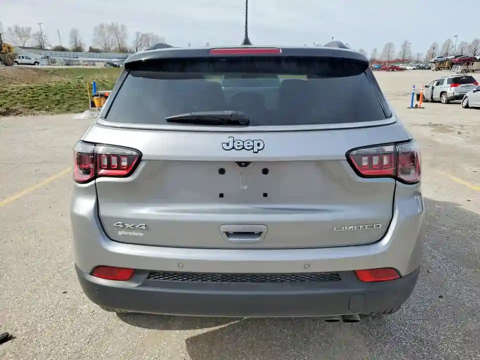 3C4NJDCB4NT104430 2022 JEEP COMPASS-5