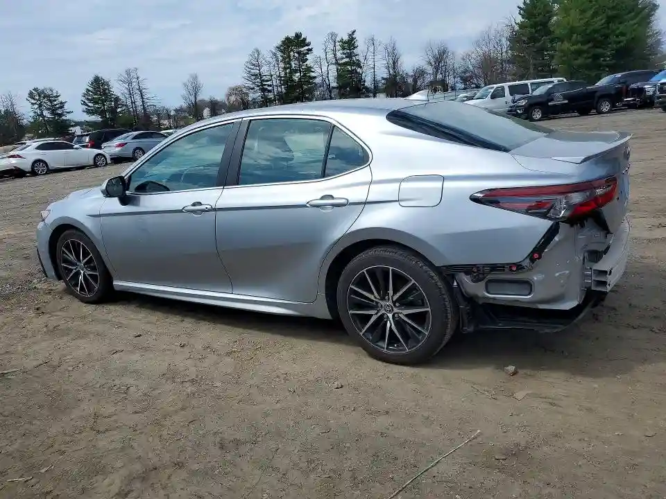4T1G11AK3NU624033 2022 TOYOTA CAMRY-1