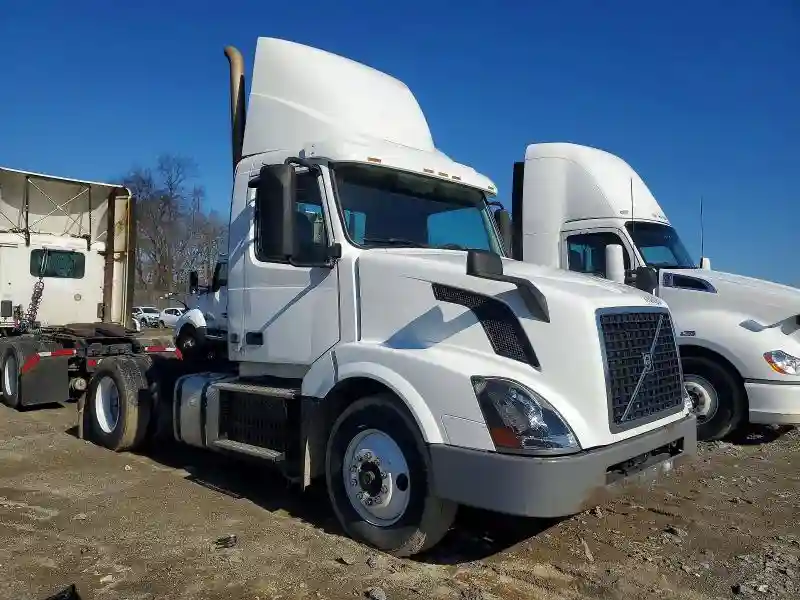 4V4N39TG0GN965520 2016 VOLVO ALL MODELS-0