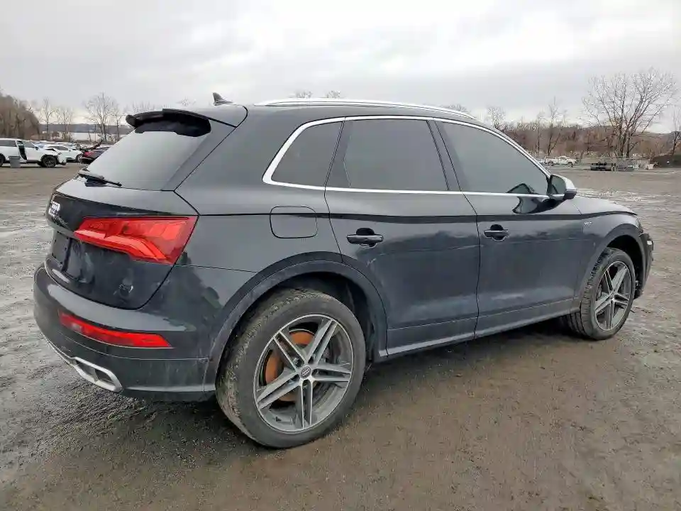 WA1C4AFY3J2041503 2018 AUDI SQ5-2