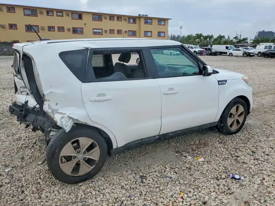 KNDJN2A22G7276473 2016 KIA SOUL-2