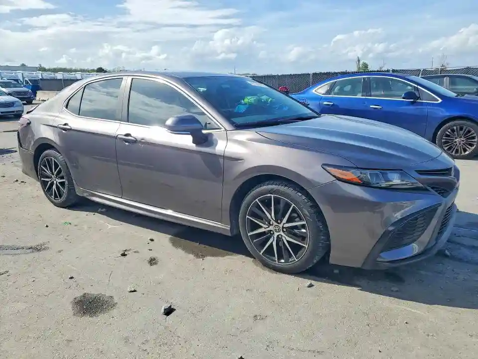 4T1G11AK9NU646893 2022 TOYOTA CAMRY-3