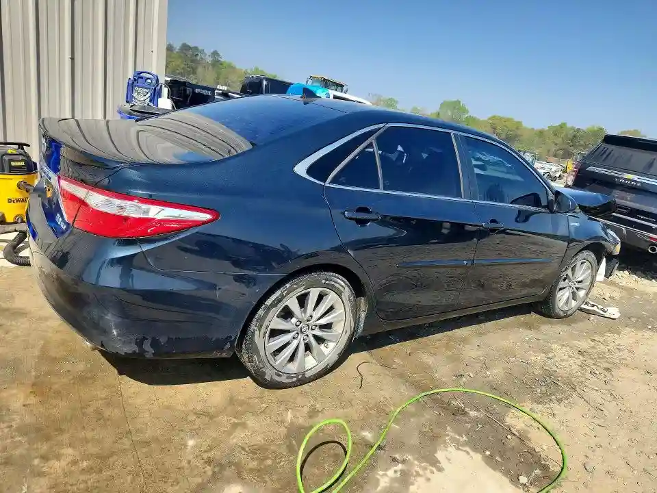 4T1BD1FK3HU228747 2017 TOYOTA CAMRY SOLA-2