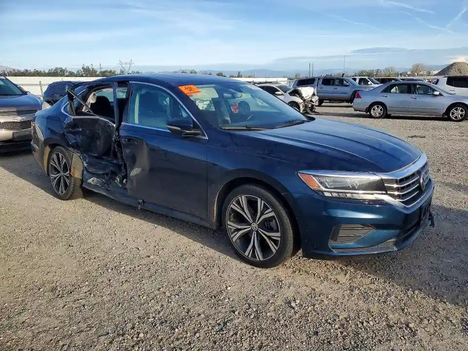 1VWSA7A33MC007727 2021 VOLKSWAGEN PASSAT-3