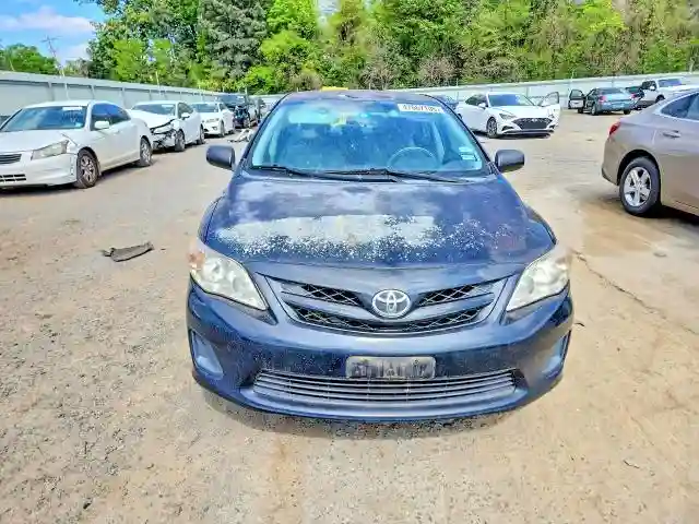 2T1BU4EEXBC637804 2011 TOYOTA COROLLA-4