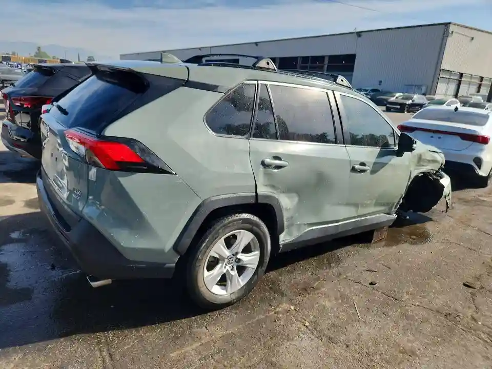 2T3P1RFV5MW192049 2021 TOYOTA RAV4-2