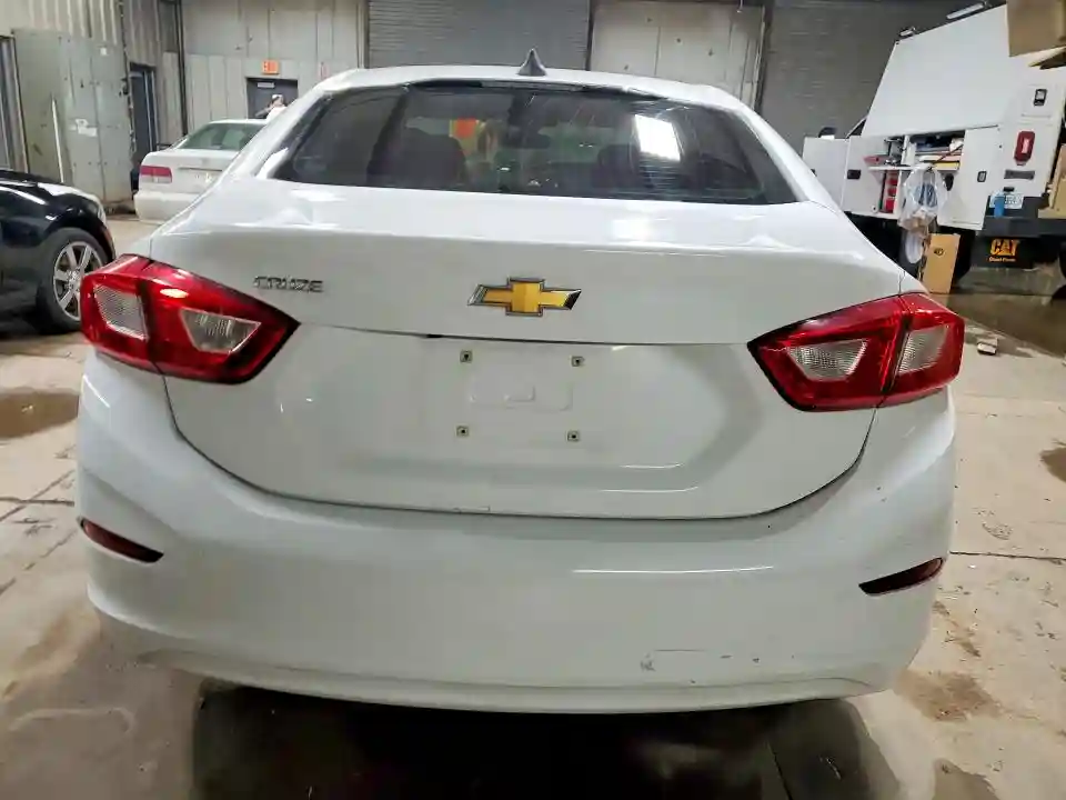 1G1BC5SM3K7133318 2019 CHEVROLET CRUZE-5