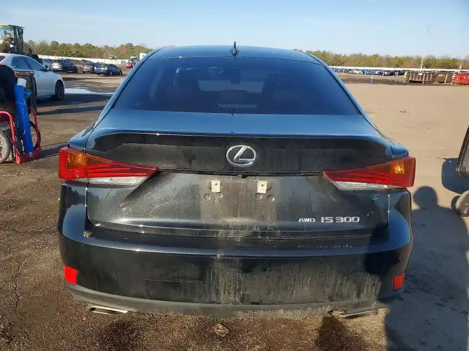 JTHC81D27J5033569 2018 LEXUS IS 300-5